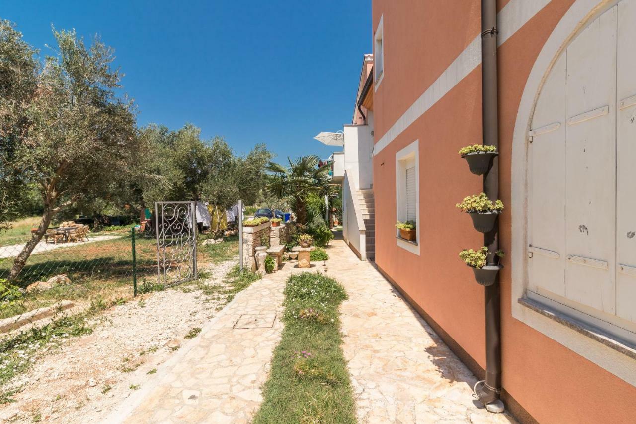 Villa Marizella Premantura Exteriér fotografie